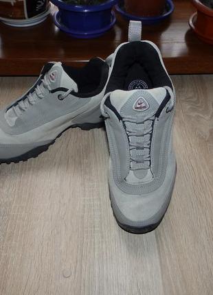 Кроссовки туристические nike air acg