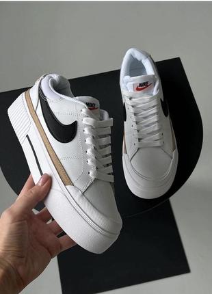 Кроссовки nike