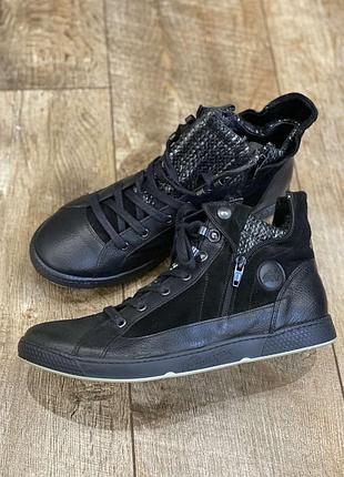 Кожаные фоанцузские 🇫🇷 женские высокие кеды pataugas 40 размер