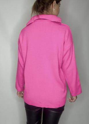 Женский пуловер розовый на змейке4 фото