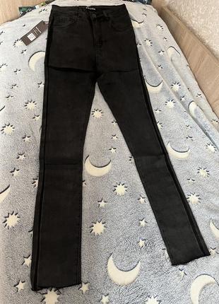 Джинсы 28, 30