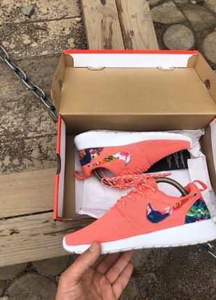 Кроссовки nike roshe run