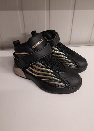 Кросівки підліткові чорні з золотистим унісекс  демі с - 5110 . розміри:31, 32,33,34,35,36.