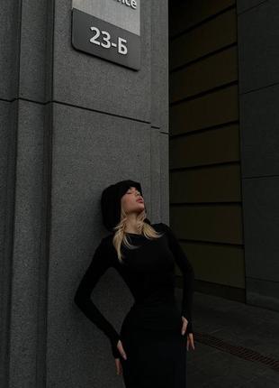 Длинное черное платье с капюшоном mt-2478 фото