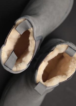 Трендовые серые зимние женские угги на повышенной/массивной подошве, замшевые/замша-женственная обувь на зиму6 фото