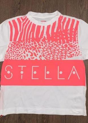 Яркая эффектная белая с розовым футболка в анималистичный принт от "adidas by stella mc cartney” s