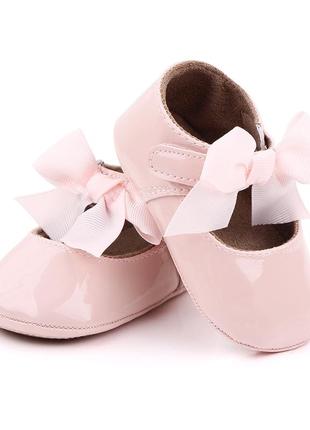 Туфли пинетки для девочек 0- 6 месяцев.1 фото