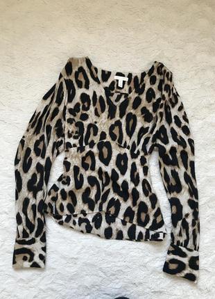 Блуза у леопардовый принт5 фото