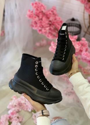 Стильные женские ботинки alexander mcqueen tread slick boots black (весна/осень)