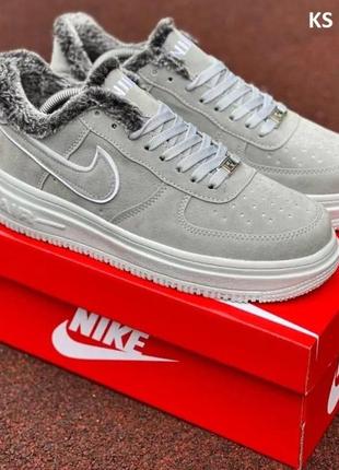 Зимові чоловічі кросівки nike air force low (світло-сірі)