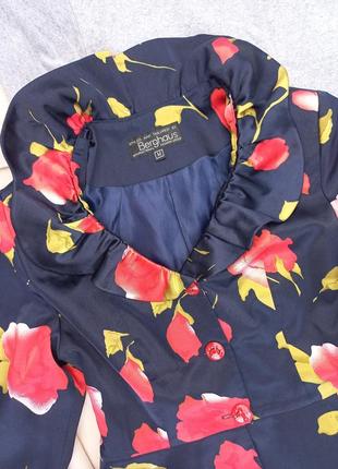 Пиджак в цветочный принт2 фото