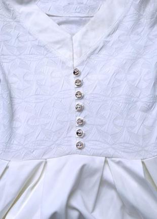 Біла сукня5 фото