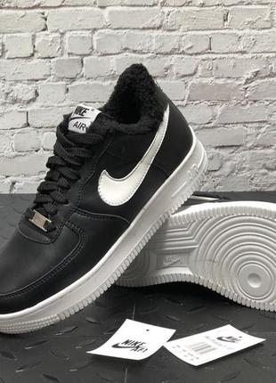 Зимние женские кроссовки nike air force 1 winter black white (мех) 36-37-38-38.5