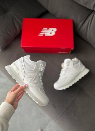 Жіночі зимові кросівки на хутрі new balance 574 high white9 фото