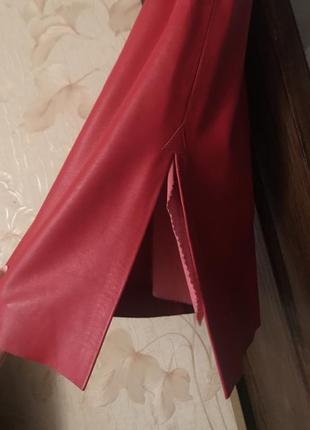 Красная кожаная юбка3 фото