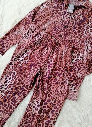 Легка криптихинова піжама домашній костюм невагома тканина хижий леопардовий принт розмір універсаль9 фото