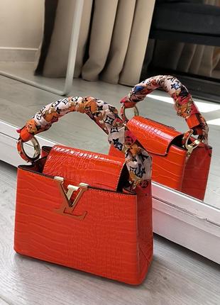 Сумку louis vuitton capucines