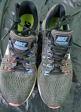 Оригинальные стильные облегченные беговые кроссовки nike strukture ver.19 размера 39, ru 5'5,