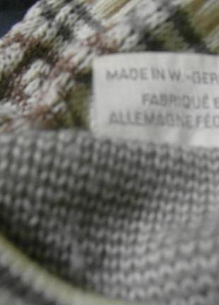 Симпатичный  свитер  германия5 фото