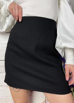 Черная фактурная юбка мини 1+1=36 фото