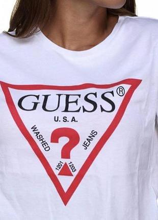 Стильный короткий обрезанный белый оверсайз кроп-топ"guess",m оригинал4 фото