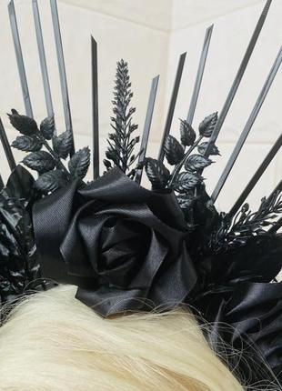 Венок веночек готический черный с цветами розами хэлоуин3 фото