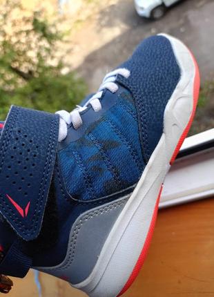 Детские кроссовки tarmak 31р