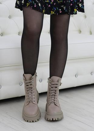 Женские кожаные ботинки-берцы зимние на платформе цвет визон berta размеры 32-415 фото