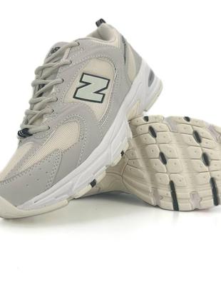 Женские кроссовки new balance