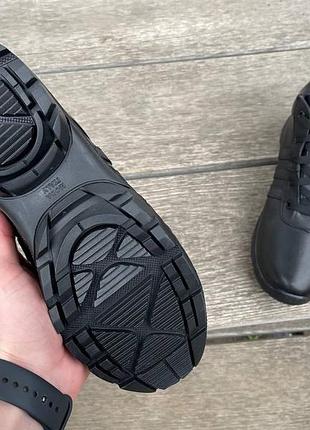 Мужские кожаные зимние кроссовки adidas5 фото