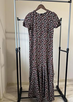 Платье с цветочным принтом