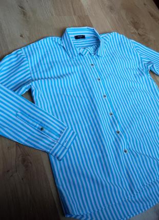 Біла полосата сорочка с м