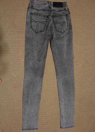 Отличные серые фирменные узкие стрейчивые джинсы скинни tiger of sweden швеция 27/32 р.8 фото