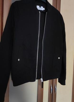 Черная куртка бомбер хс-м1 фото