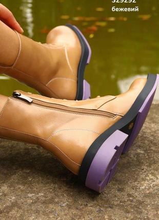 Женские демисезонные бежевые ботинки из экокожи на флисе, с квадратным носком 36рр4 фото