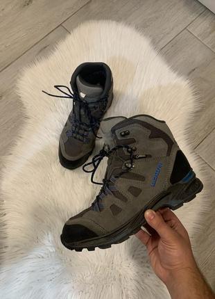 Треккенговые ботинки lowa gore-tex