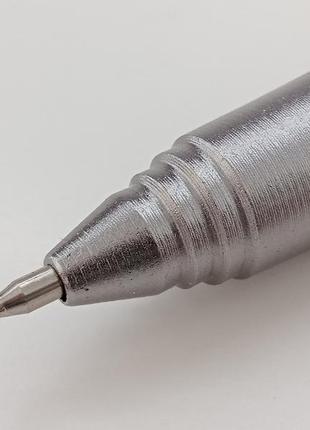 Ручка кулькова з авіаційного алюмінію зі склобоєм + 5 запасних стрижнів сіра.3 фото