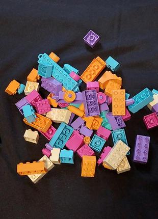 Конструктор 74 деталі