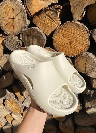 Жіночі шльопанці крокс crocs slide bone