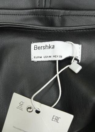 Стильное кожаное платье bershka оригинал4 фото