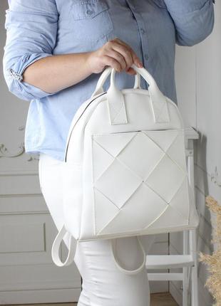 Женский стильный, качественный рюкзак для девушек из эко кожи белый3 фото