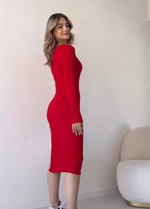 Базовое женское платье миди с длинным рукавом в рубчик