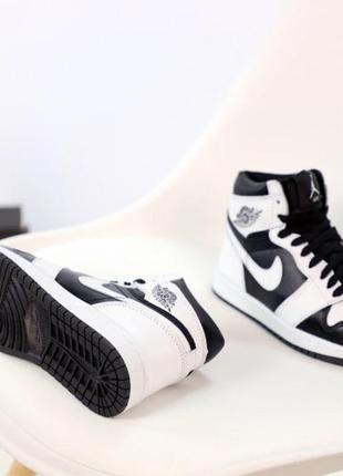 Зимние женские кроссовки nike air jordan 1 winter black white (мех) 36-37-38-398 фото