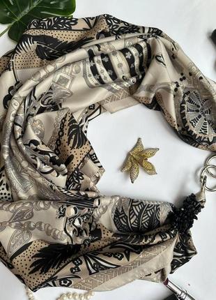Дизайнерский платок "золотой  рассвет "  от бренда my scarf, подарок женщине, украшен натуральным камнем агат2 фото