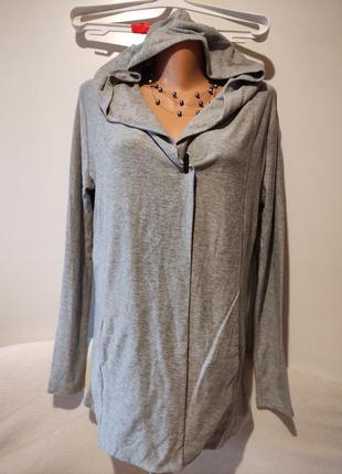 Отличное качество, отличное состояние, очень красивый кардиган