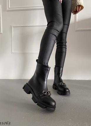 Черные натуральные кожаные зимние ботинки с цепочкой на толстой тракторной подошве зима кожа цепью2 фото