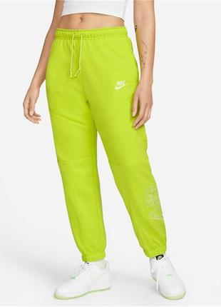 Женские брюки nike оригинал из новых коллекций.