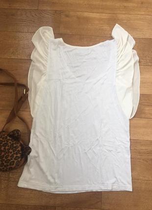 Шикарная блузка zalando с воланами. супер легкая белая блузка. блузка без рукавов2 фото