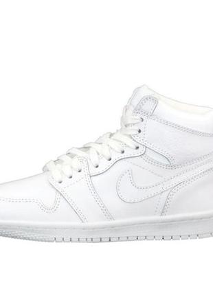 Зимние женские кроссовки nike air jordan 1 winter white (мех) 373 фото