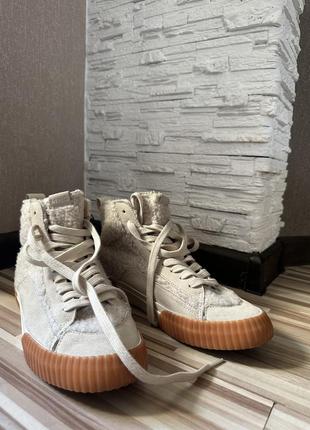 Осінні високі кеди mango